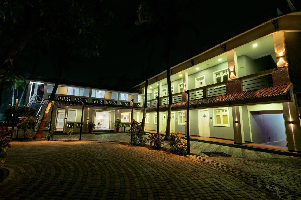 Gold Beach Villa Damão Exterior foto