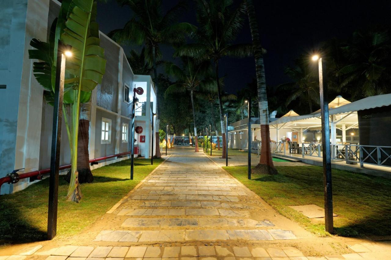 Gold Beach Villa Damão Exterior foto